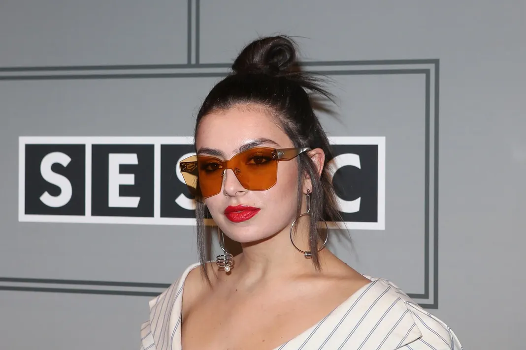 Celebrites Charli XCX nudes (88 photo), Topless, Leaked, Twitter, lingerie 2018 Celebrites Charli XCX naked (68 photos), Topless, Is a cute, Twitter, legs 2015