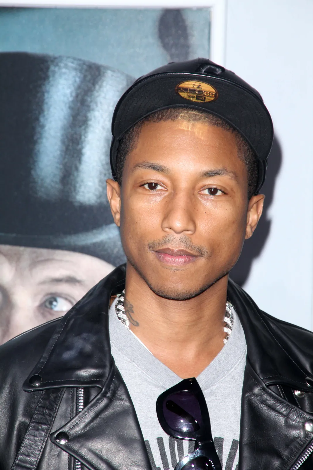 pharrell boost slides