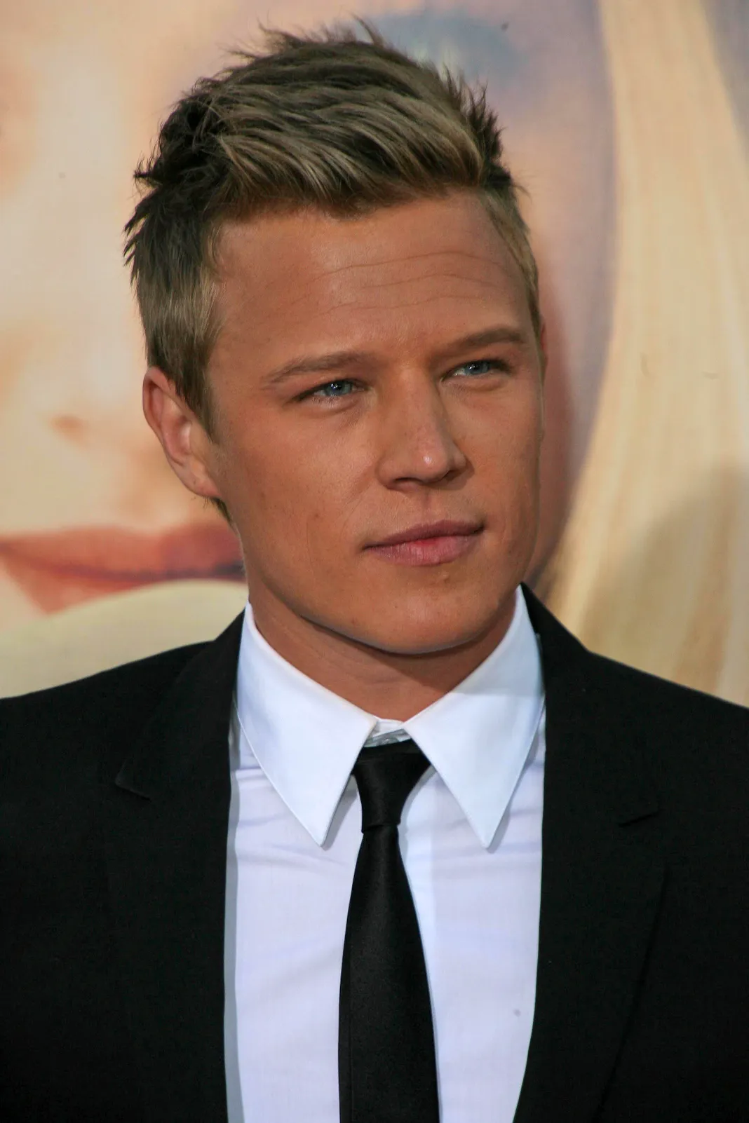 Christopher Egan