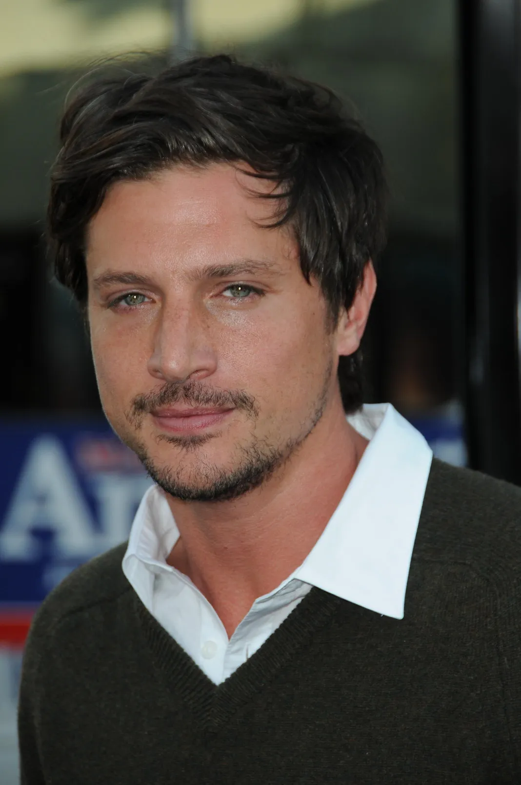 Simon Rex