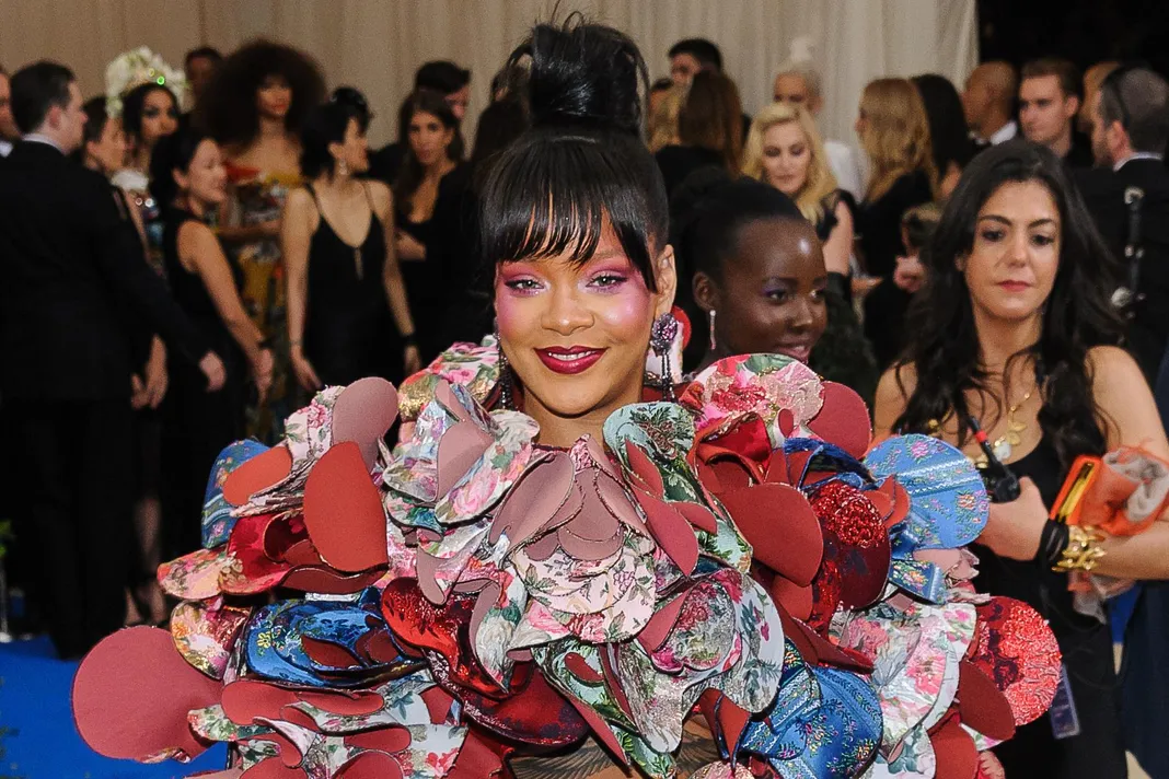 comme de garcon lady gaga