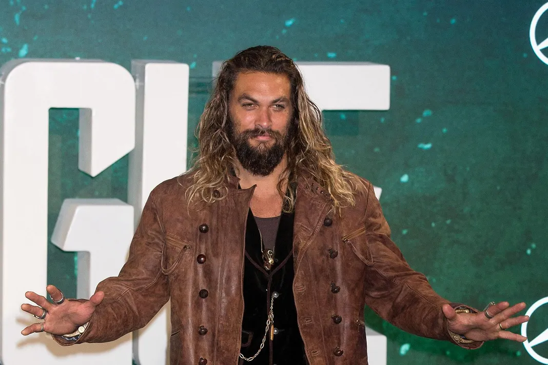 wenn_jasonmomoa_110717_1800x1200
